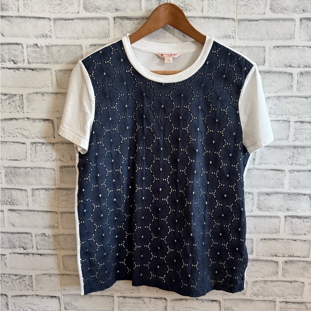 Women’s Brooks Brothers blue lace over white short sleeve shirt Large